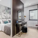 Deo Plaza Premium Motlawa View By Renters