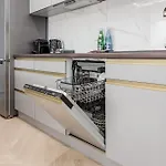 Deo Plaza Premium Motlawa View By Renters