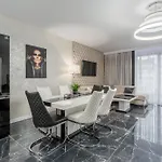 Aparthotel Deo Plaza Premium Motlawa View By Renters