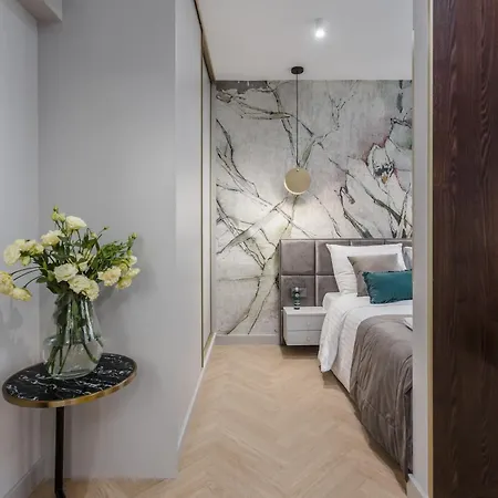 Deo Plaza Premium By Rent Like Gdaňsk