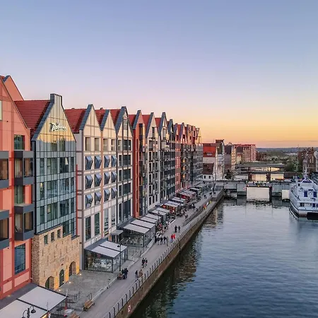 Deo Plaza Premium By Rent Like Lägenhetshotell Gdańsk