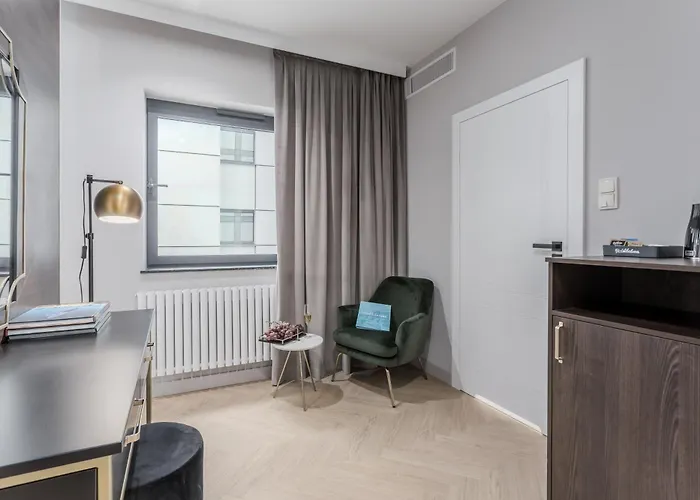 Deo Plaza Premium Motlawa View By Renters 公寓式酒店 格但斯克