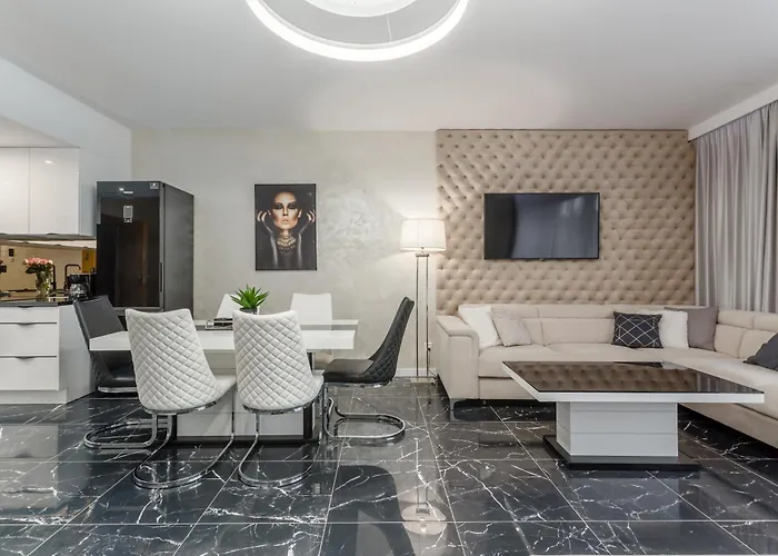 Lägenhetshotell Deo Plaza Premium By Rent Like Gdańsk