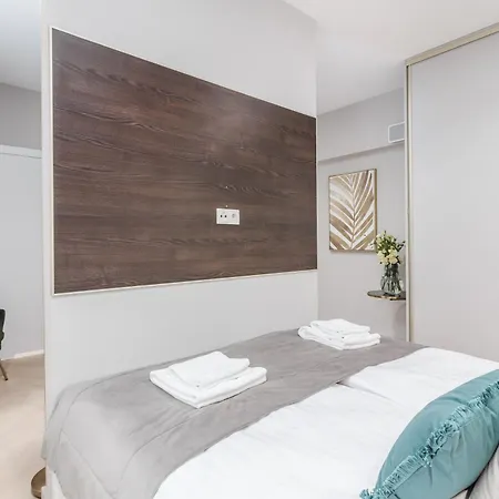 Hotel apartamentowy Deo Plaza Premium Motława View By Renters 4*