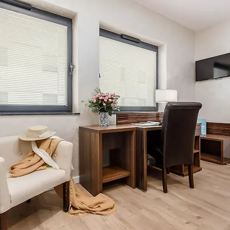 Deo Plaza Premium Motlawa View By Renters 4*